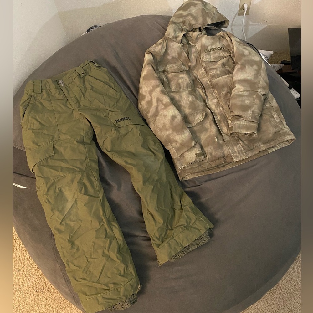 Burton Snow Suit XL